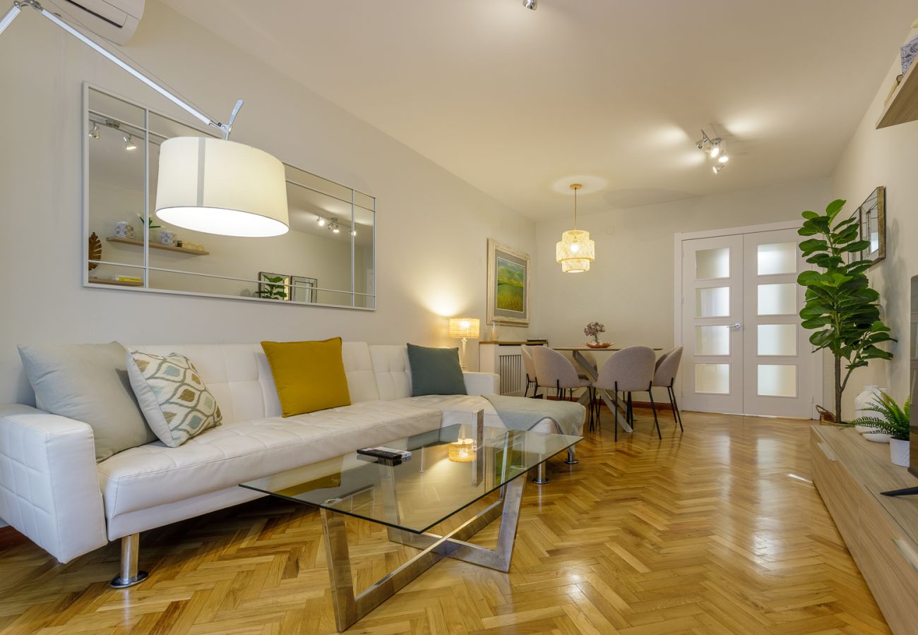 Apartamento en Málaga - Malagueta Reding 8 Three Bedrooms