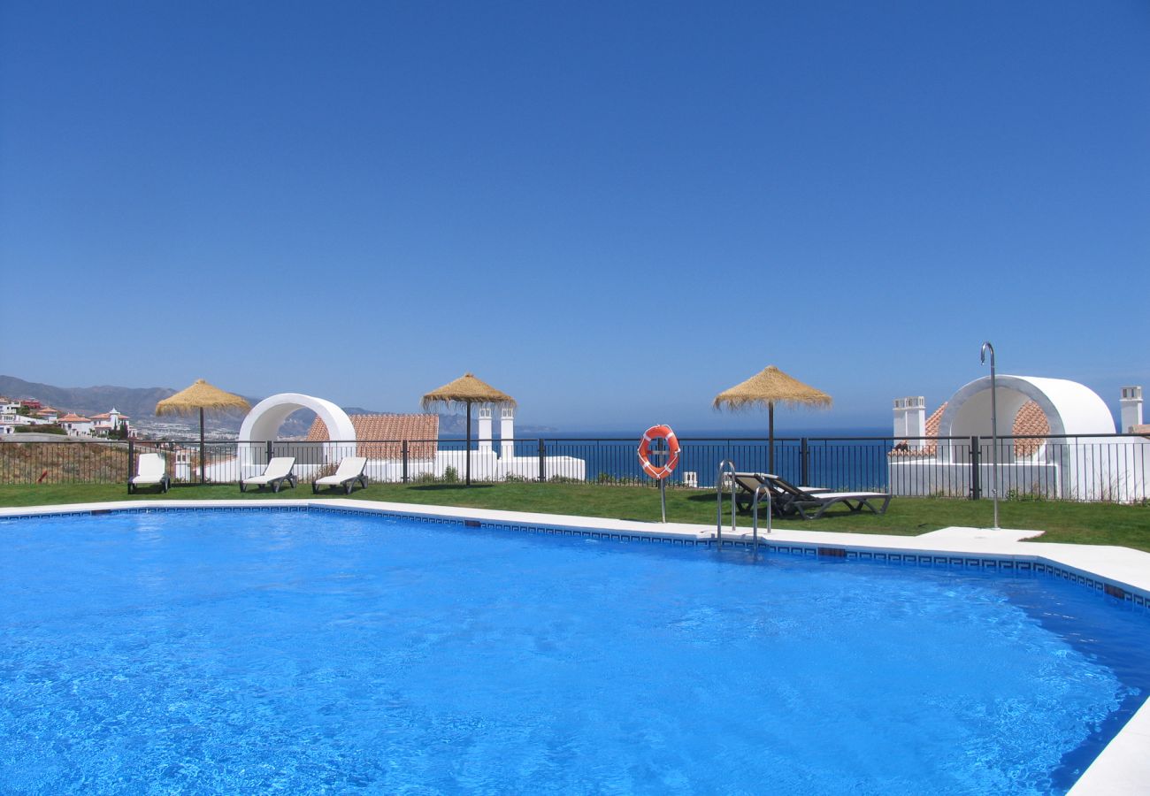 Ferienwohnung in Torrox Costa - Penthouse Calaceite Blanco - near Torrox Costa and Nerja