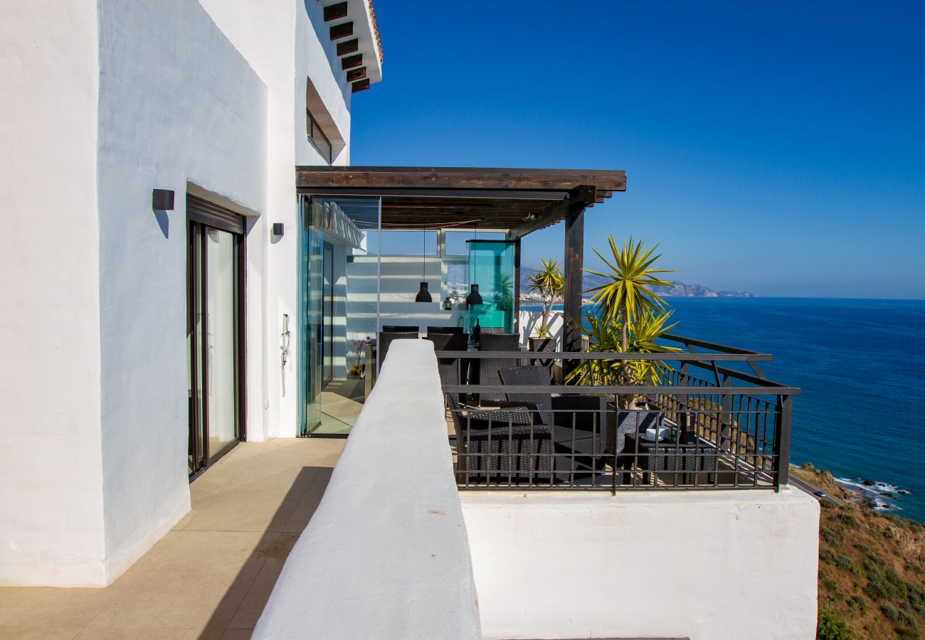 Ferienwohnung in Torrox Costa - Penthouse Calaceite Blanco - near Torrox Costa and Nerja