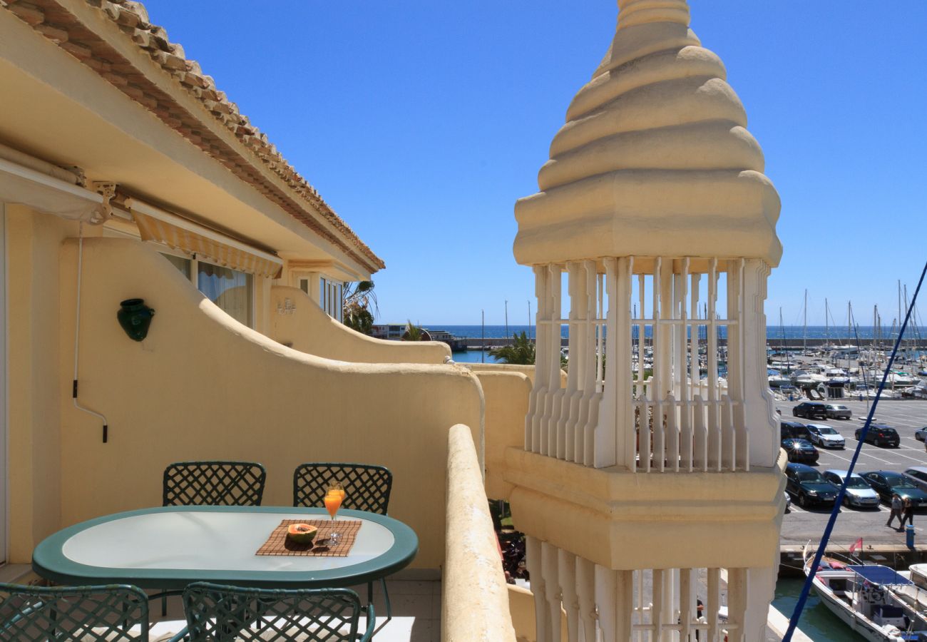 Ferienwohnung in Benalmádena - Puerto Marina - 2 terraces and direct view to the Marina