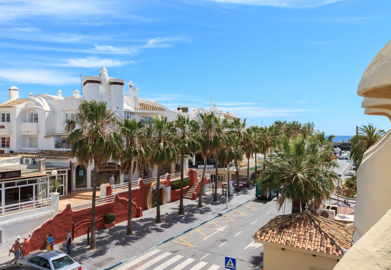 Ferienwohnung in Benalmádena - Puerto Marina - 2 terraces and direct view to the Marina