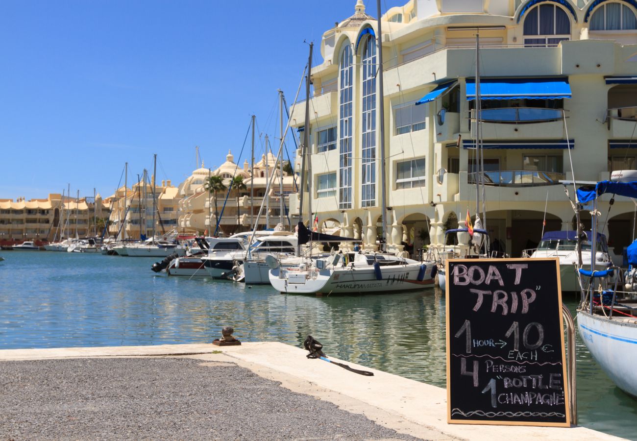 Ferienwohnung in Benalmádena - Puerto Marina - 2 terraces and direct view to the Marina