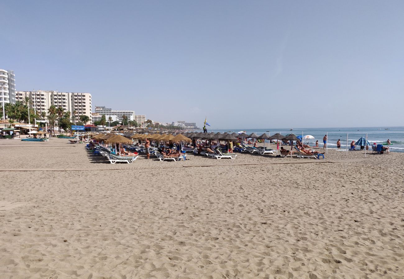 Ferienwohnung in Benalmádena - Puerto Marina - 2 terraces and direct view to the Marina