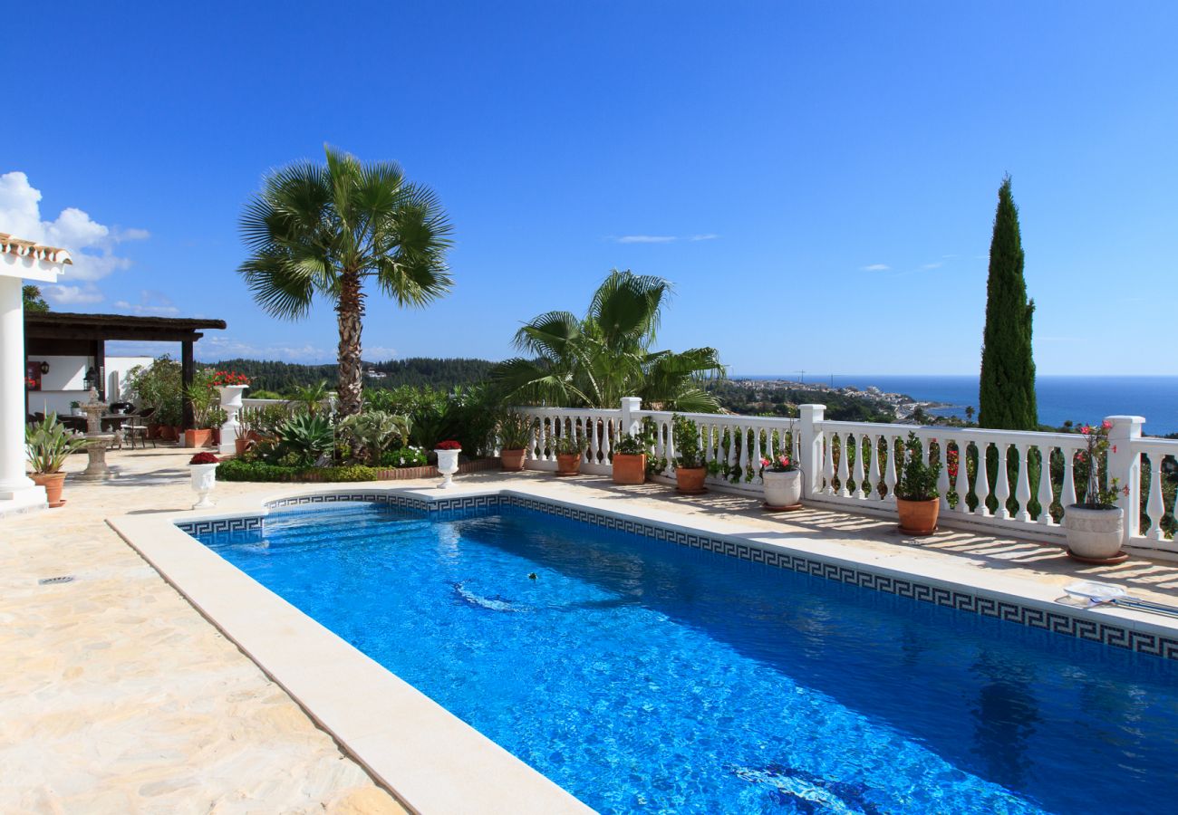 Villa in Mijas - Villa Azalea - Exclusive villa with unique mediterranean view