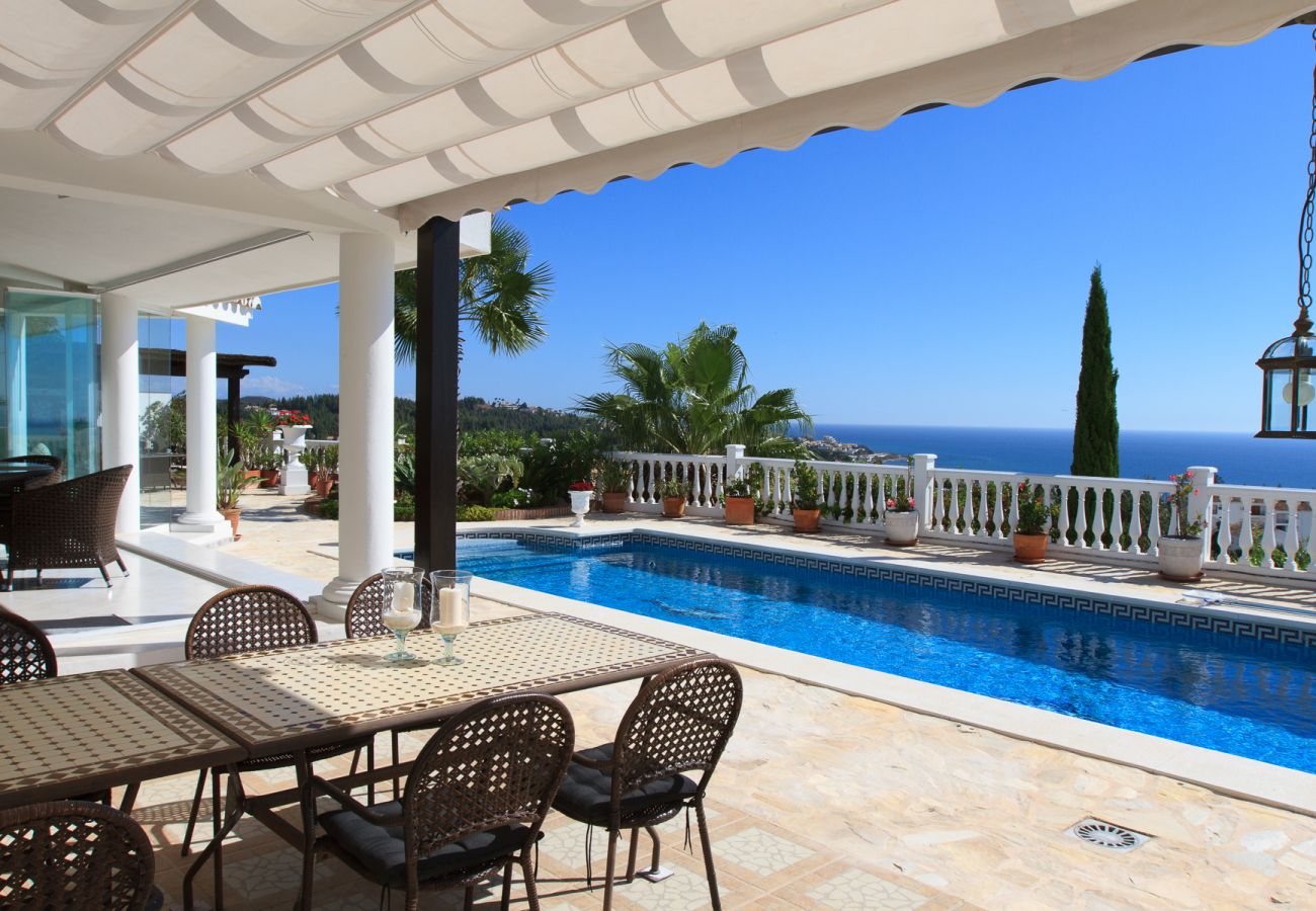 Villa in Mijas - Villa Azalea - Exclusive villa with unique mediterranean view