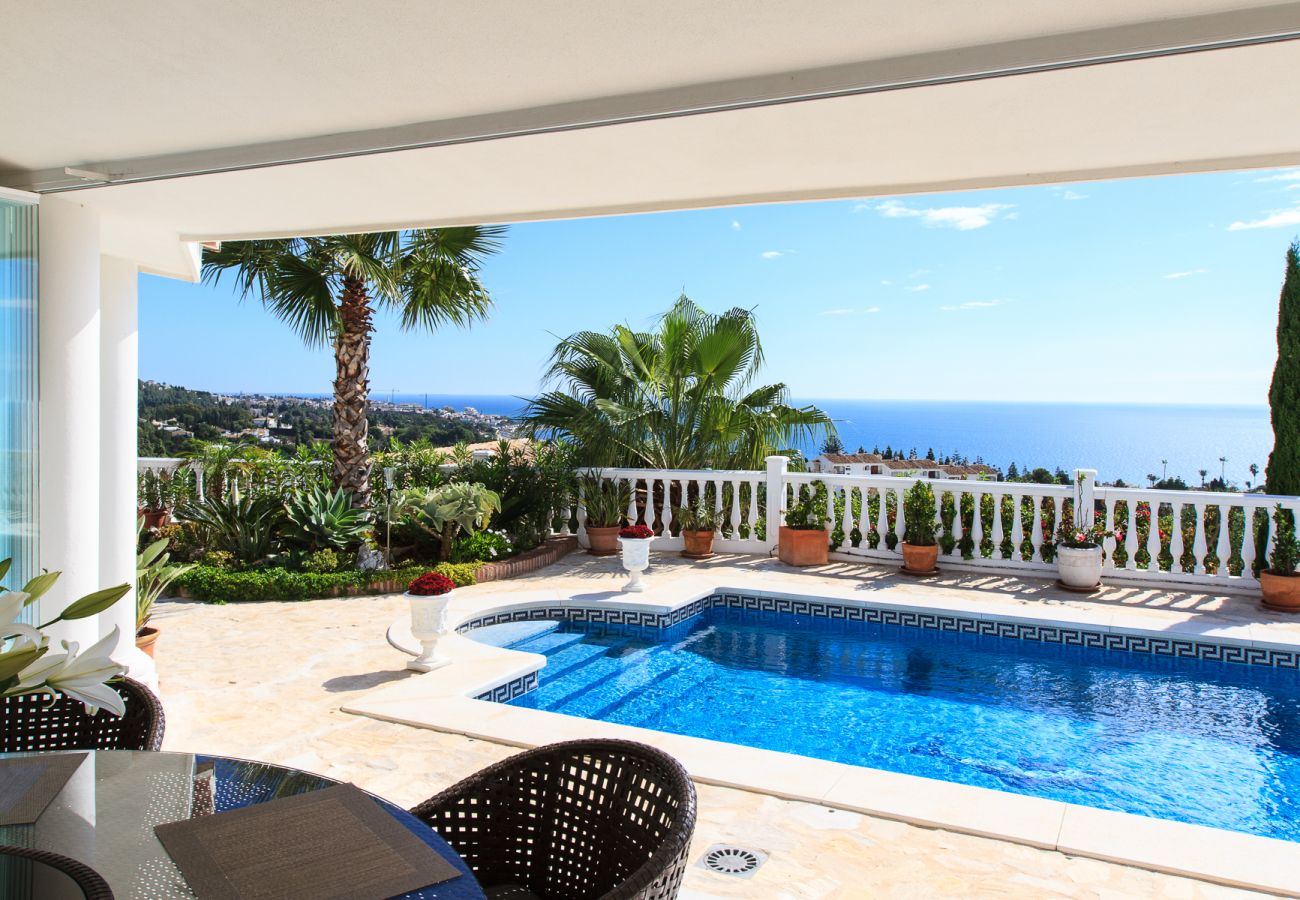 Villa in Mijas - Villa Azalea - Exclusive villa with unique mediterranean view