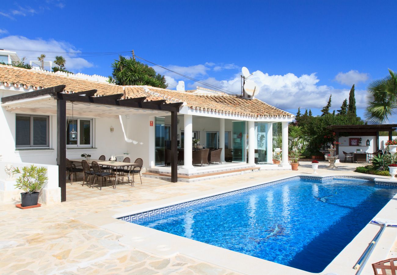 Villa in Mijas - Villa Azalea - Exclusive villa with unique mediterranean view