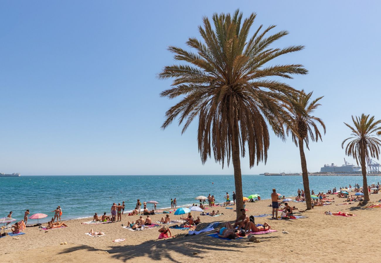 Ferienwohnung in Málaga - Pompidou Superior 4A