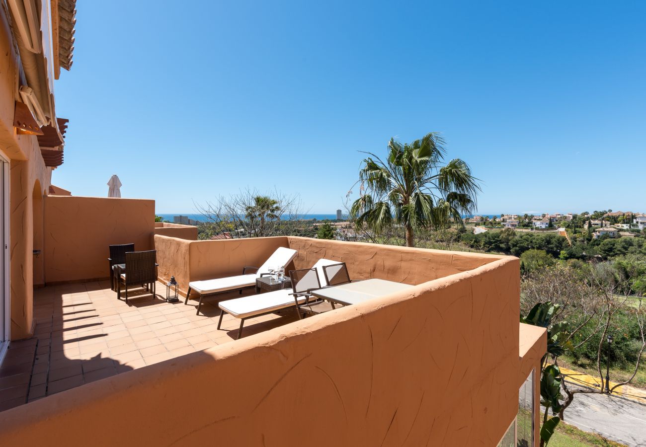 Ferienwohnung in Marbella - Santa Maria, Marbella - Exclusive 2 level Penthouse, Sea View, Parking