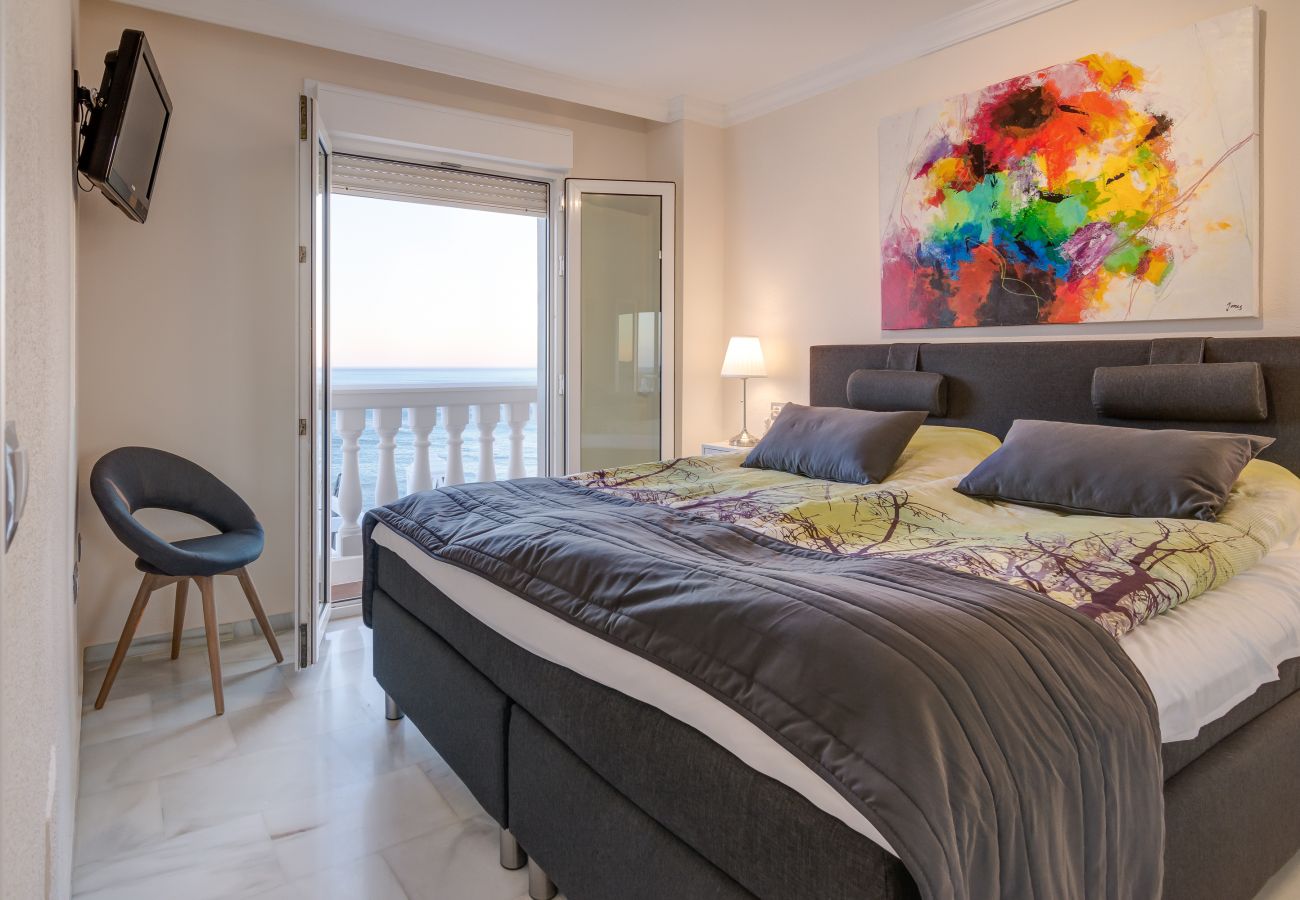 Ferienwohnung in Benalmádena - Balcon de Benalmadena - Unique Penthouse Terrace w/ Mediterranean View