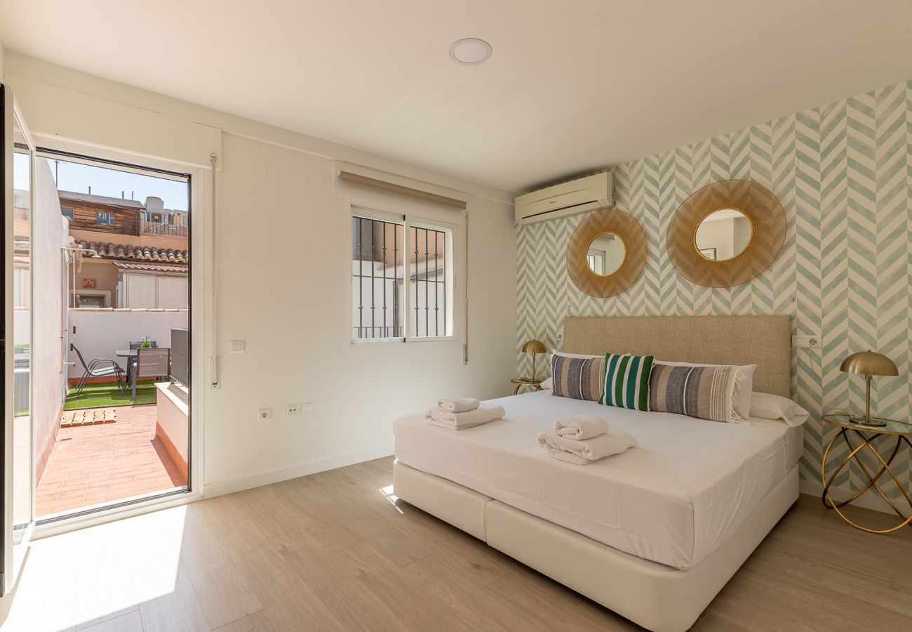 Ferienwohnung in Málaga -  Thyssen Penthouse  with terrace 3C 