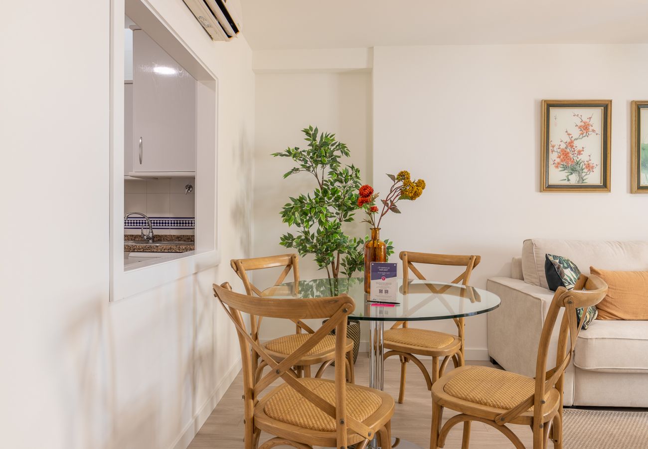 Ferienwohnung in Málaga -  Thyssen Penthouse  with terrace 3C 