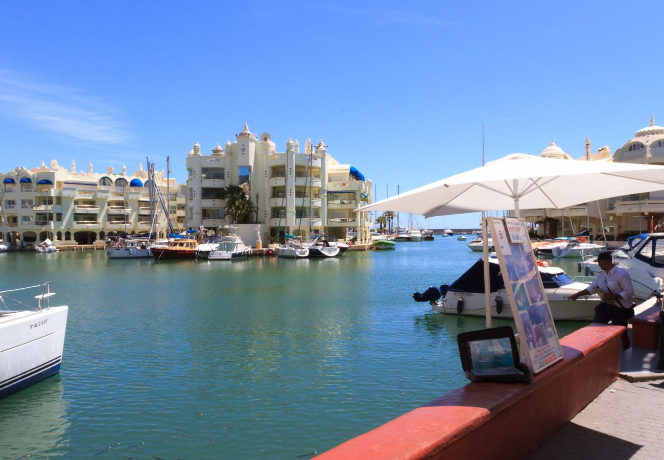 Apartment in Benalmádena - Puerto Marina - 2 terraces and direct view to the Marina